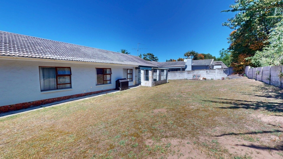 4 Bedroom Property for Sale in Walmer Heights Eastern Cape